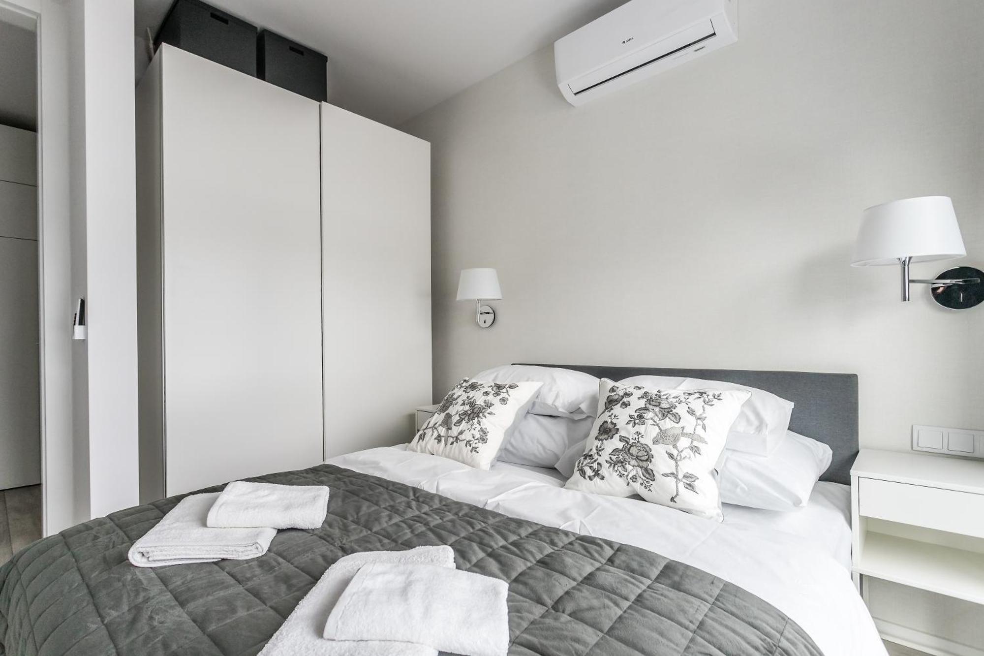 Mennica Residence Apartments By P&O Serviced Apartments Varsóvia Quarto foto